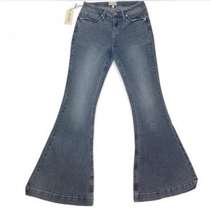 Shyanne Denim Flare Jeans